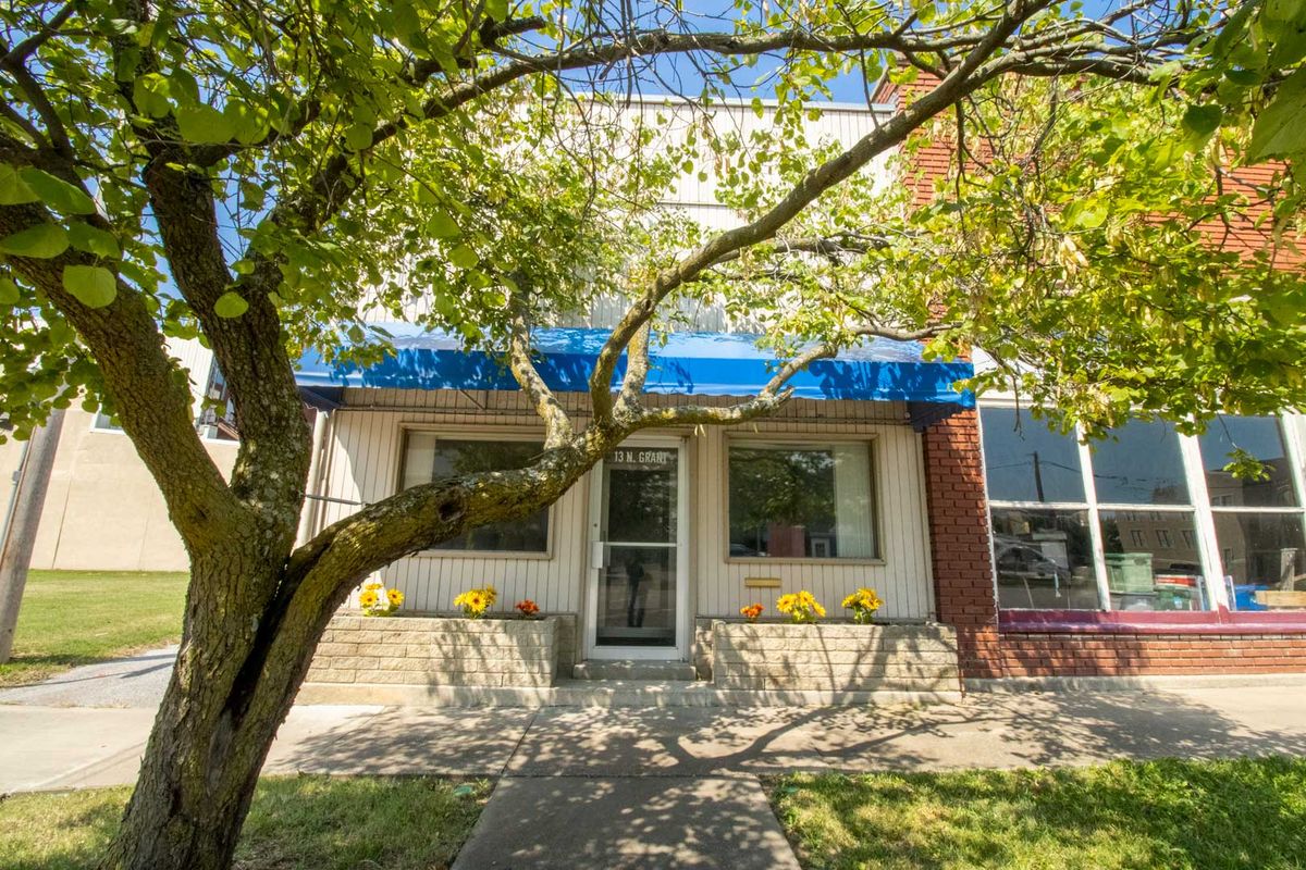 13 N. Grant Ave., CHANUTE, KS 66720 - McCurdy | Real Estate &amp; Auction