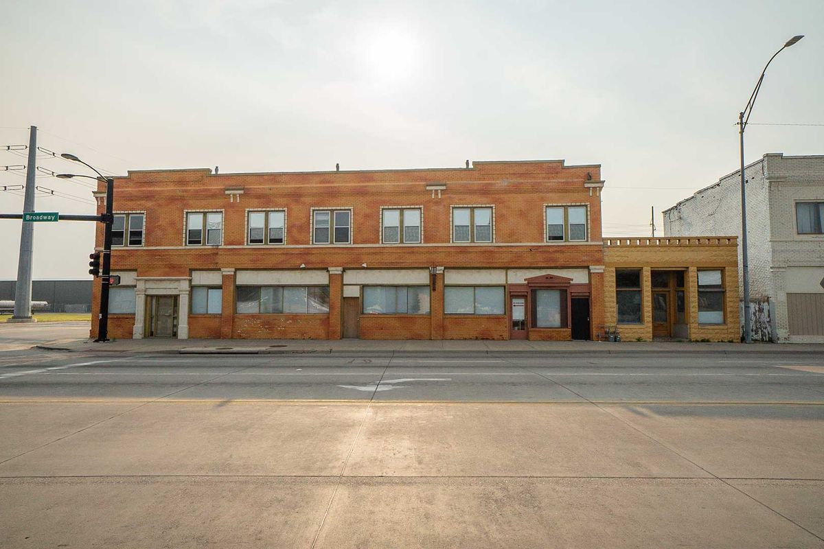 (NE) ABSOLUTE | 3,782 ± Sq. Ft. Multi-Purpose Bldg., 2142 and 2144 N ...