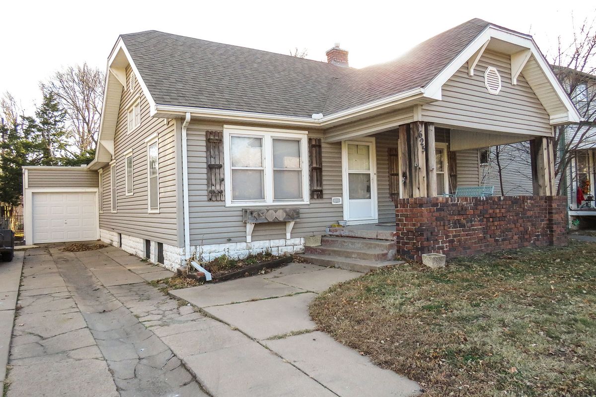 NEIGHBORHOOD - 071 N118W14979 Mistletoe ROAD, Germantown, WI 53022 | MLS